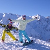 Trượt tuyết, du thuyền ngắm cảnh phía Đông Nhật Bản